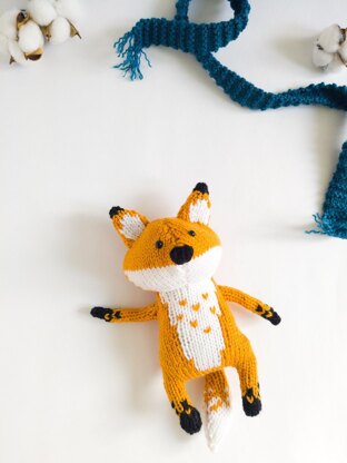 Harlow the Fox - Toy Knitting Pattern