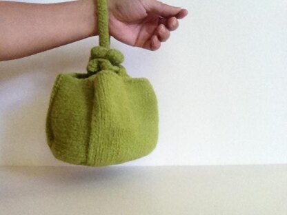 Adorable Flower-Knot Felt Bag