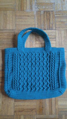 Cabled Zig Zag Bag