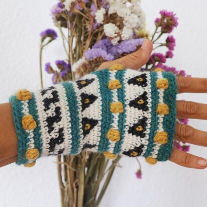 Seed Fingerless Mittens