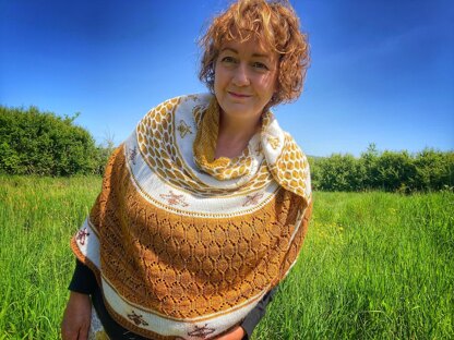 Tell it to the Bees Shawl
