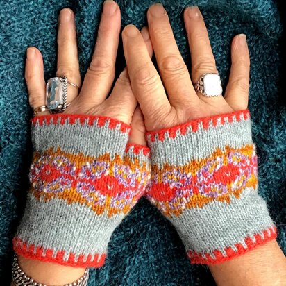 Bobby's Grandma's Bouclé & Companion Wristwarmers