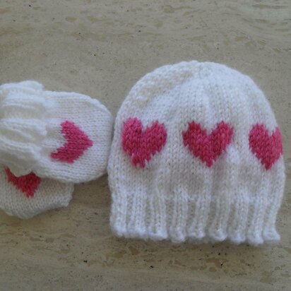 Baby Hat And Mittens Love Heart
