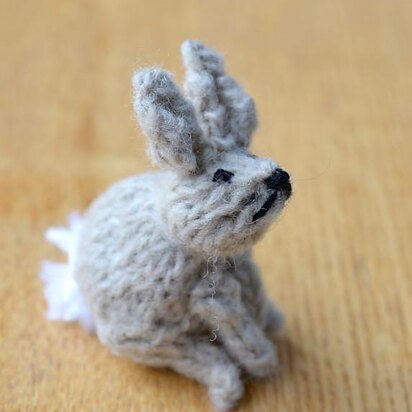 Easter Bunny Rabbit - knitting pattern