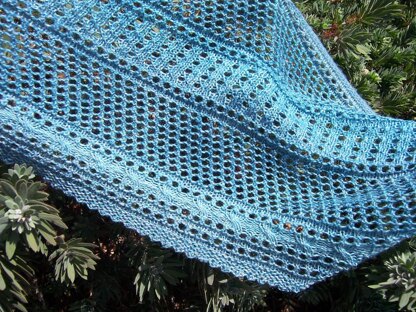 London Blue Shawlette