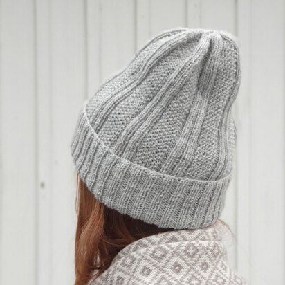 Rib Knit Hat - knitting pattern