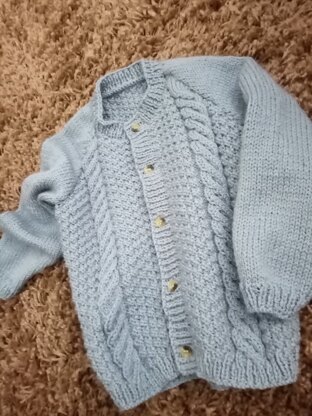 Cable cardi