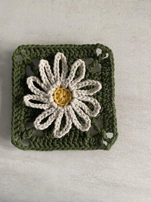 Daisy Granny Square