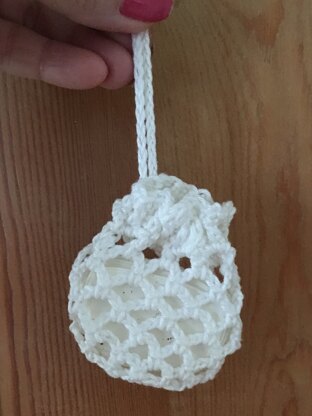 Exfoliating crochet soap bag