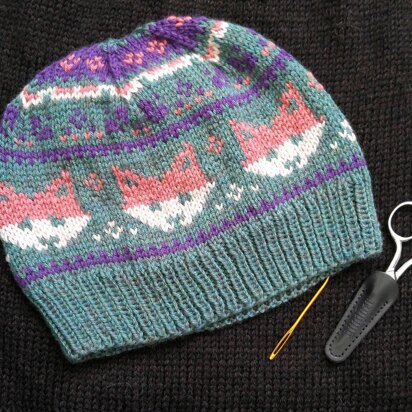 Revontulet Beanie - knitting pattern