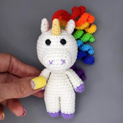 Amigurumi unicorn