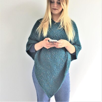 'Lorna' Poncho - knitting pattern