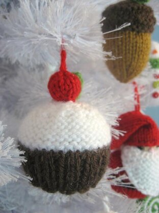 Christmas Knit Ornament Set