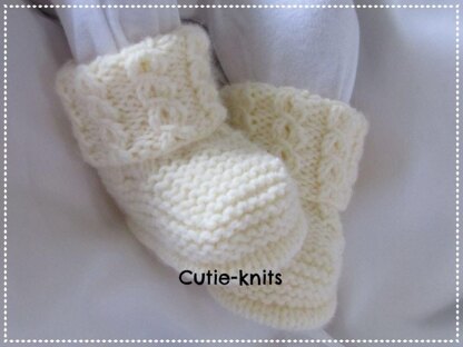 Cablette baby booties