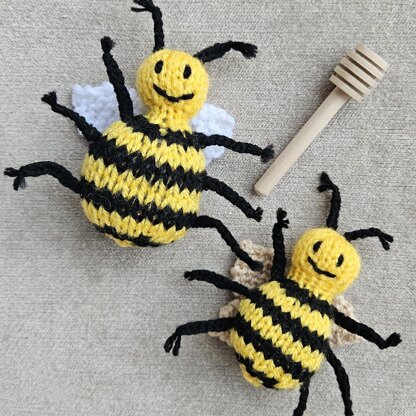 Knitted Bees