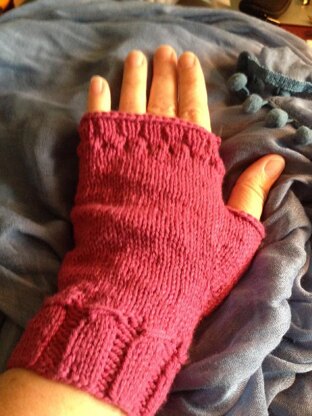 Tea Time Mitts