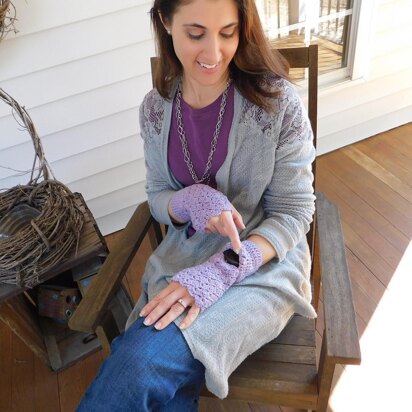 Sneak-a-Peak Wrist Warmers