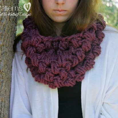 Cluster Stitch Cowl Crochet Pattern 380