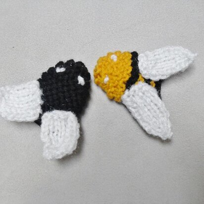 Flies and Bees Catnip Cat and Dog Toys - knitting pattern