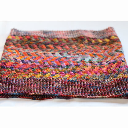 Koigu Herringbone Stranded Cowl PDF