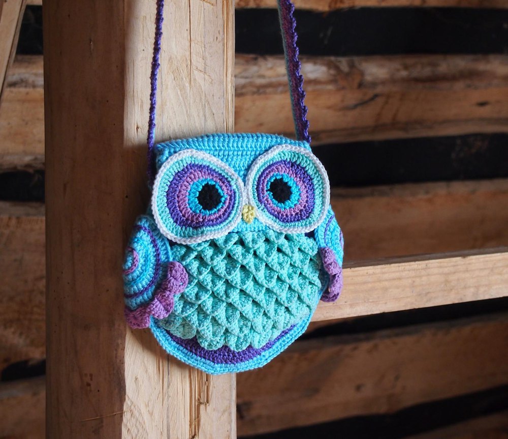 Crochet discount owl purse