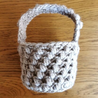 Bean stitch basket