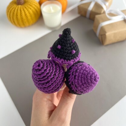 Crochet mushrooms garland no sew pattern Halloween decor Amigurumi pattern ornament