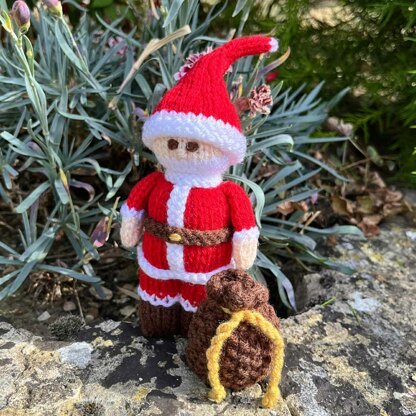 Santa Claus Doll Knitting Pattern - Toy Knitting Pattern