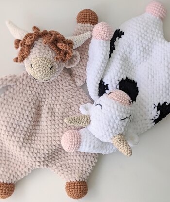 Sleepy Highland Coo and Cow Comforter, Cow Lovey