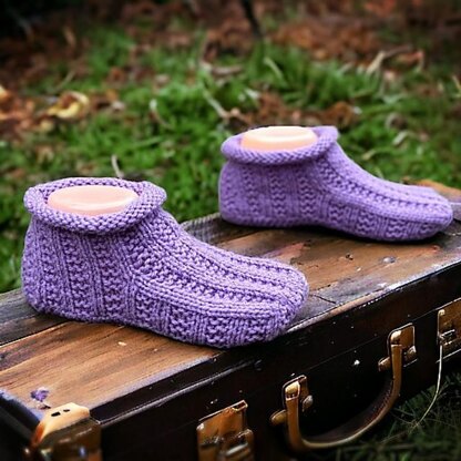 Ribbed Moccasin Slippers