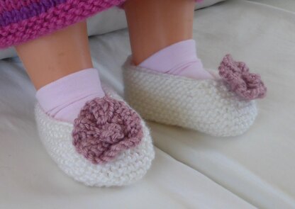 Fiona - Baby shoes with a knitted flower