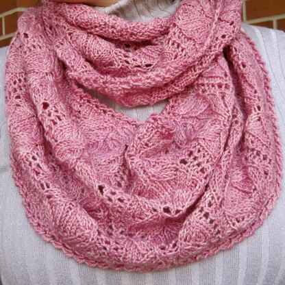 Vinco Lace Flower Cowl/Infinity Scarf