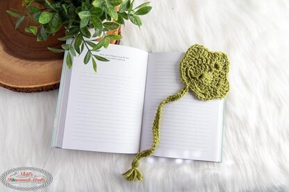 Leaf Bookmark