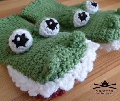 My first puppets: Mr Crocodile