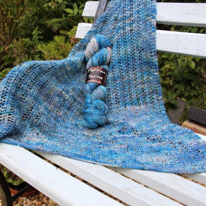 Triangle Trellis Shawl