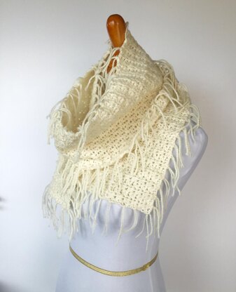 Boho Fringed Scarf