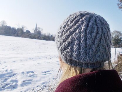 Zigzag Chunky Hat (instructions to work flat)