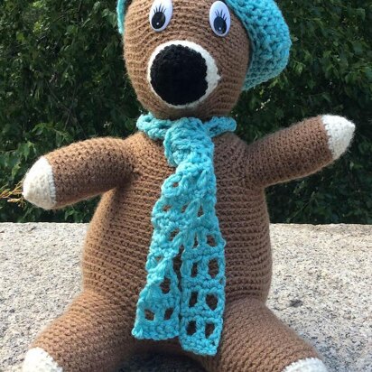 No-Sew Huggable Pal with Beret and Scarf