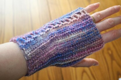 Joanna Fingerless Mitt