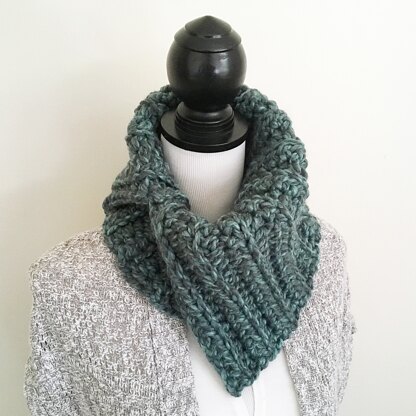 Obsession Cowl