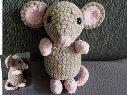 Crochet Pattern for the Mouse Mausi!