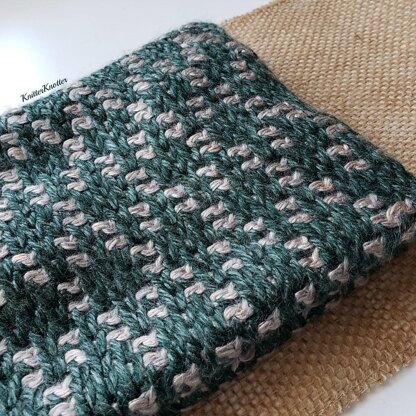 'Shine like a diamond' cowl