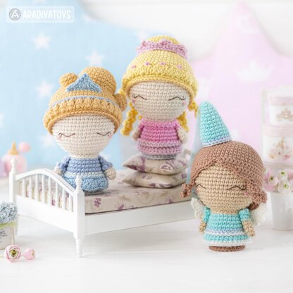 Princess crochet pattern amigurumi doll mini crochet amigurumi pattern princesses PDF Mini Kingdom fairy tale ebook tutorial by AradiyaToys (Olka Novytska)