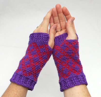 Women's Checkers Mitts