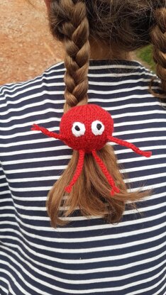 Knitted Red Nose