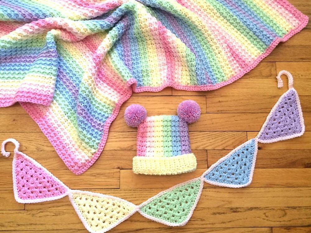 Handmade crochet rainbow Pastel rainbow decor - Shop RussianDolls Wall  Décor - Pinkoi