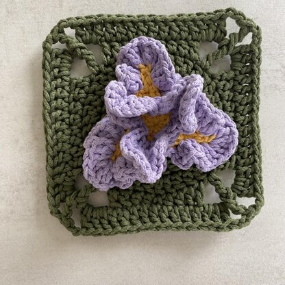 Iris Granny Square