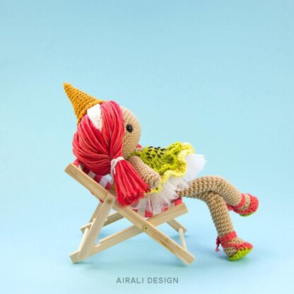 Lorena the ice-cream amigurumi doll