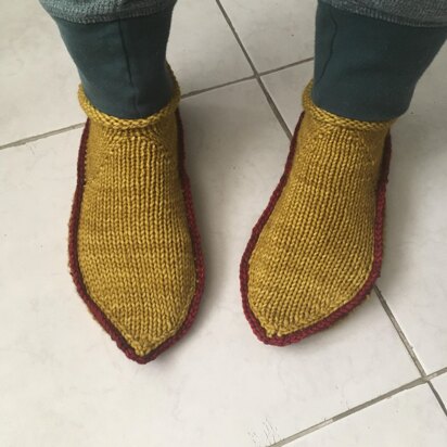 Elvery Day Slippers - knitting pattern