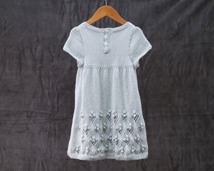 P67 Childrens Dresses